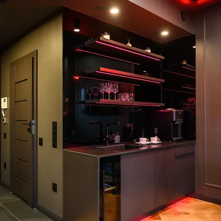 Redroom *